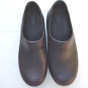 CROCS Neria Pro II Clogs Women sz 10 Burgundy/Black Slip On Comfort Work Shoes